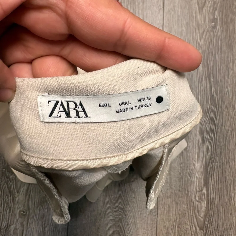 Zara Cream High Waist Women's Shorts - Picture 11 of 11